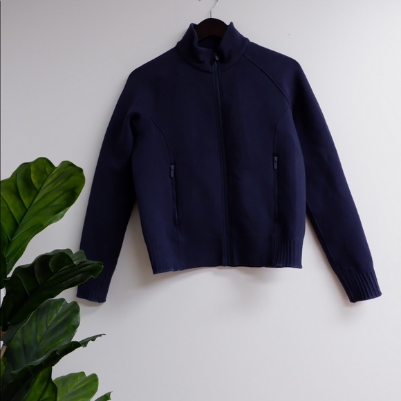 LULULEMON NTS BOMBER JACKET IN MIDNIGHT NAVY- SIZE 8- LIKE NEW 🏃‍♀️ - Picture 6 of 10